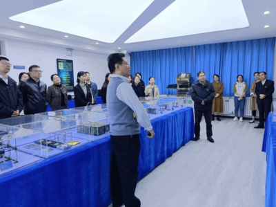 精確制導(dǎo)與控制研究所黨支部與財(cái)務(wù)處黨支部開(kāi)展聯(lián)學(xué)共建活動(dòng)